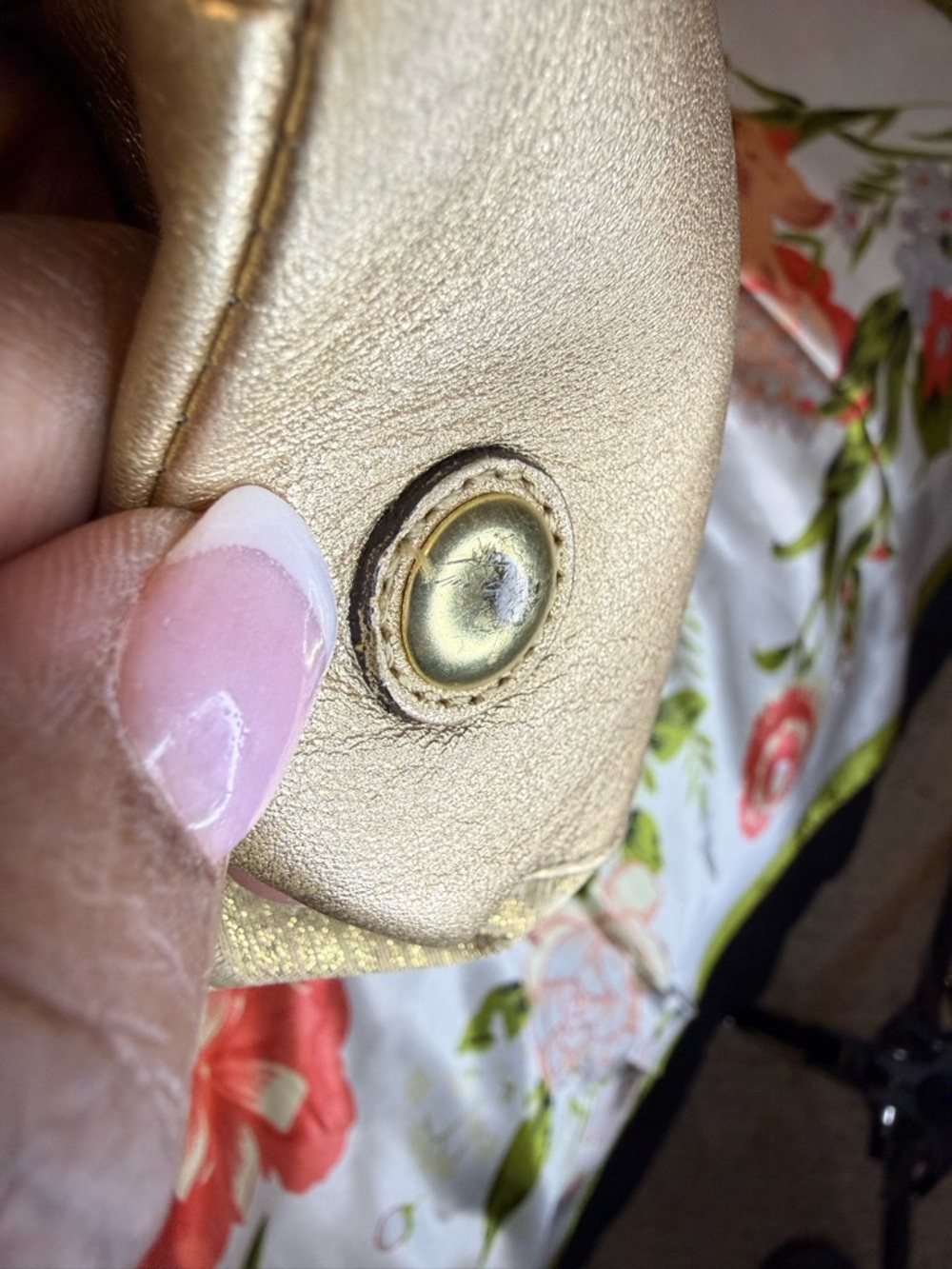 Coach Gold Signature Canvas Shoulder Bag - Picture 6 of 16